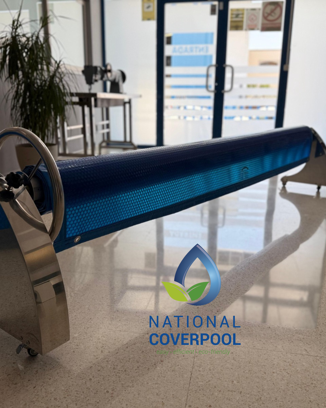 Enrollador Elegant Pro Mini con Panel Solar - Imagen 3